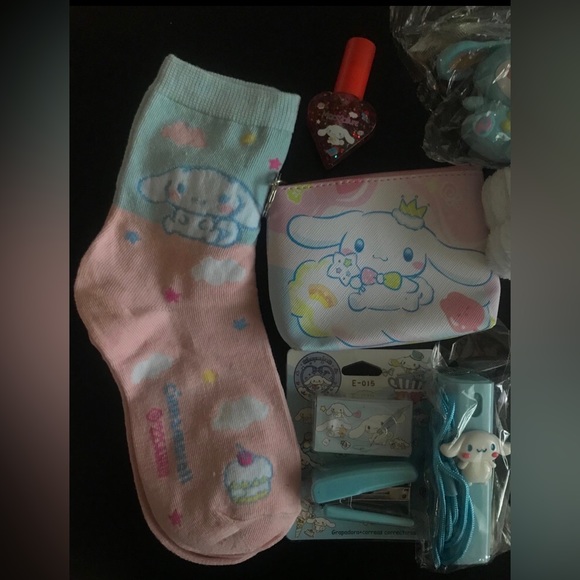 CINNAMOROLL - Picture 3 of 10